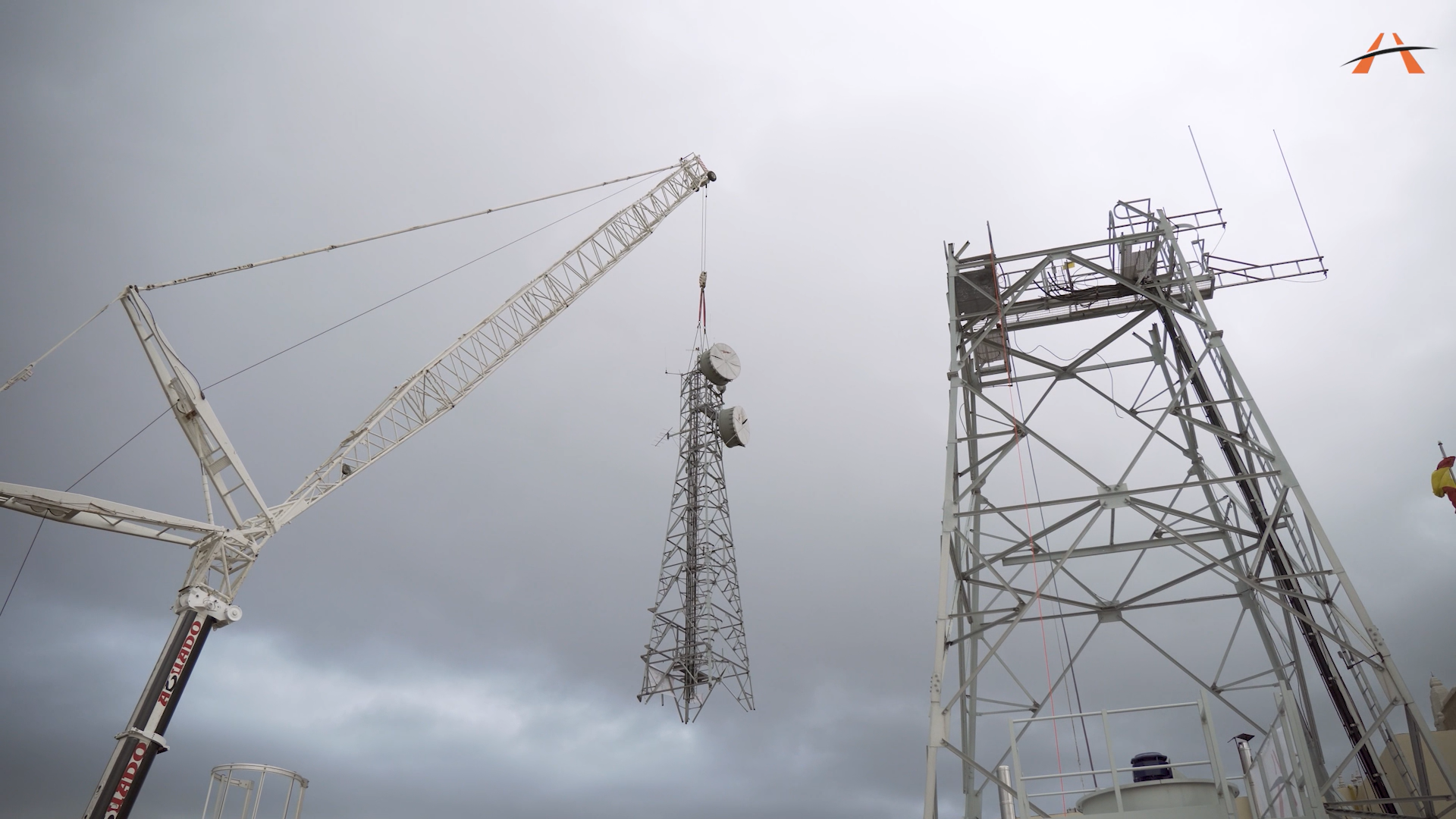 ANTENA COMUNICACIONES EDIFICIO COMANDANCIA DE MARINA , MADRID